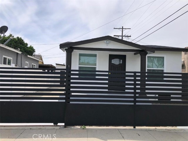 Detail Gallery Image 4 of 21 For 6563 Kansas Ave, Los Angeles,  CA 90044 - 2 Beds | 1 Baths