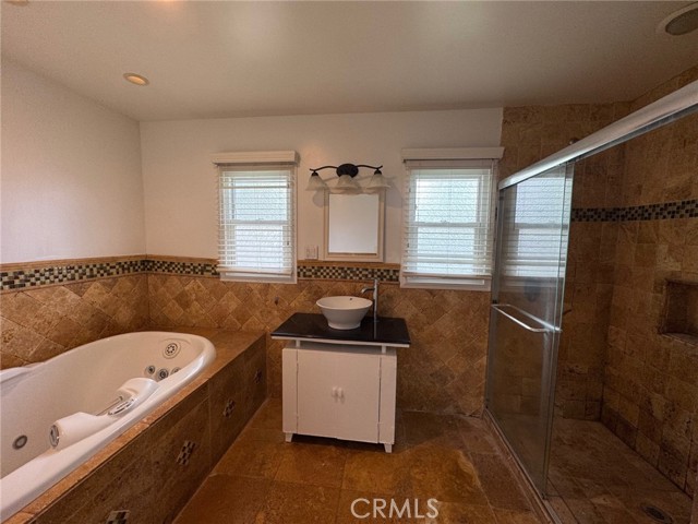 Detail Gallery Image 12 of 22 For 305 N Westridge Ave, Glendora,  CA 91741 - 3 Beds | 2 Baths