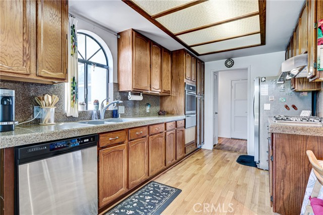 Detail Gallery Image 5 of 21 For 3408 Dow, Redondo Beach,  CA 90278 - 3 Beds | 1 Baths