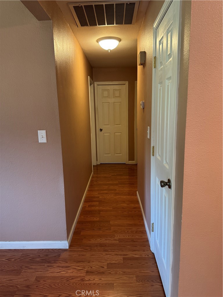 https://media.crmls.org/medias/7175f9ca-3f5d-4875-92b9-e2919322dcbc.jpg?preset=X-Large