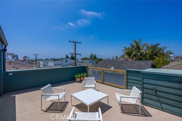 619 1/2 marguerite, Corona del Mar CA: https://media.crmls.org/medias/71767106-b570-403a-89df-9bb8465f8c12.jpg