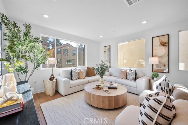 Detail Gallery Image 4 of 49 For 11741 Rose Drive, Garden Grove,  CA 92840 - 4 Beds | 3/1 Baths