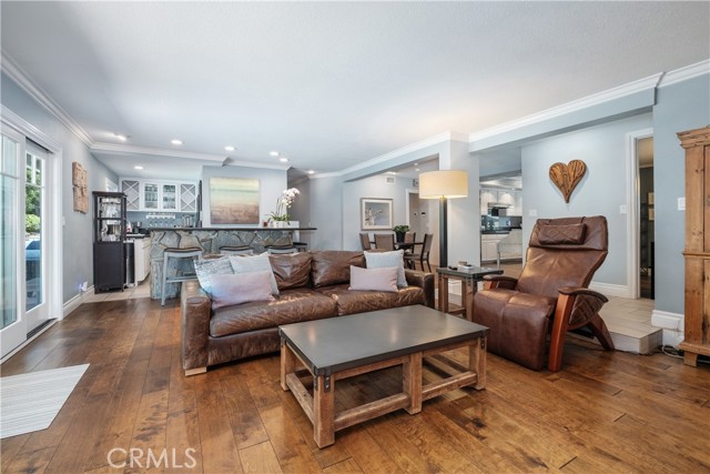 Detail Gallery Image 11 of 53 For 12261 Browning Ave, North Tustin,  CA 92705 - 5 Beds | 4/1 Baths