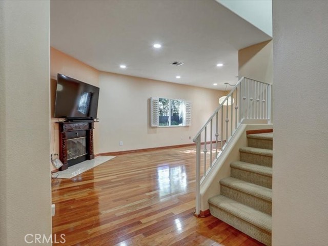 10025 Topanga Canyon, 108 photo 13