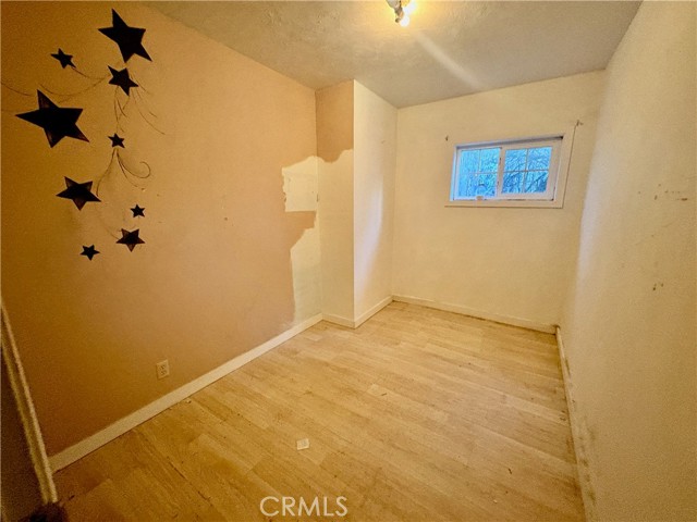 Detail Gallery Image 10 of 15 For 216 College Ave, Weed,  CA 96094 - 2 Beds | 1 Baths