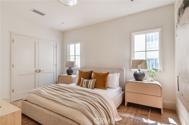 876 5th Street, Manhattan Beach, California 90266, 5 Bedrooms Bedrooms, ,6 BathroomsBathrooms,Residential,For Sale,5th,SB25164993