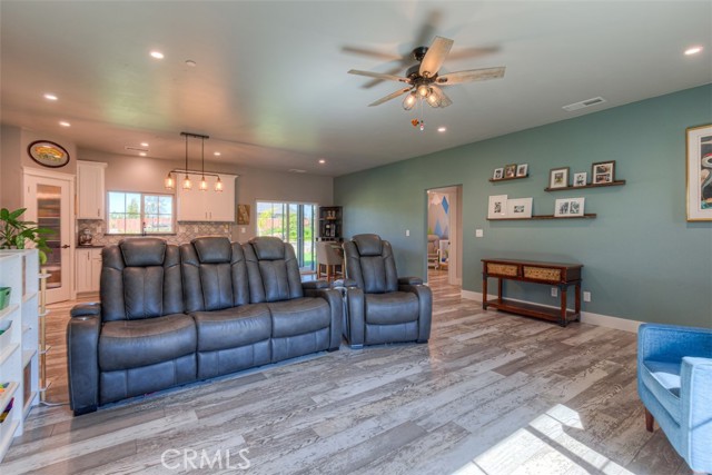 Detail Gallery Image 8 of 42 For 5981 Kibler Rd, Paradise,  CA 95969 - 3 Beds | 2 Baths