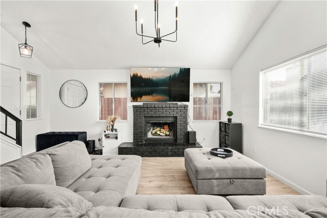 Detail Gallery Image 8 of 35 For 8213 Birch St, Bakersfield,  CA 93311 - 3 Beds | 1/1 Baths