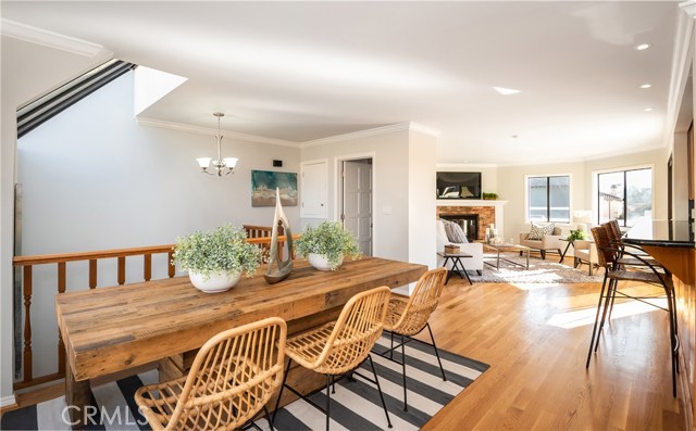 217 Helberta Avenue, Redondo Beach, California 90277, 3 Bedrooms Bedrooms, ,2 BathroomsBathrooms,Residential,Sold,Helberta,SB19278156