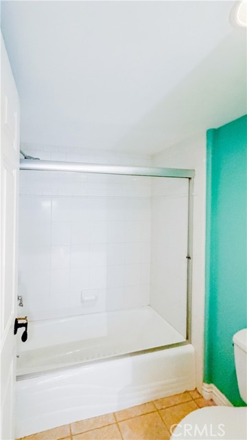 10623 Moorpark photo 20
