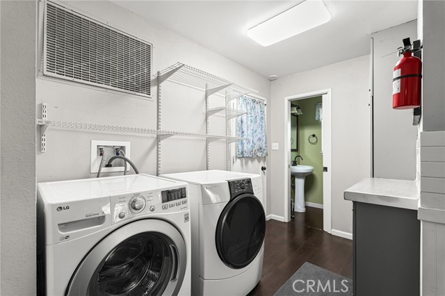 Detail Gallery Image 32 of 73 For 2848 Marigold Ave, Chico,  CA 95973 - 4 Beds | 2 Baths