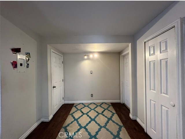 2619 Trinity Street, Los Angeles CA: https://media.crmls.org/medias/717cedfc-203e-40fb-8c96-d7c36ef12693.jpg