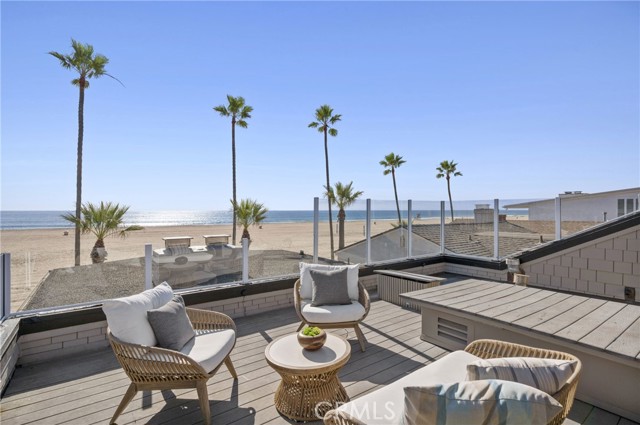 Detail Gallery Image 17 of 49 For 1510 W Oceanfront, Newport Beach,  CA 92663 - – Beds | – Baths