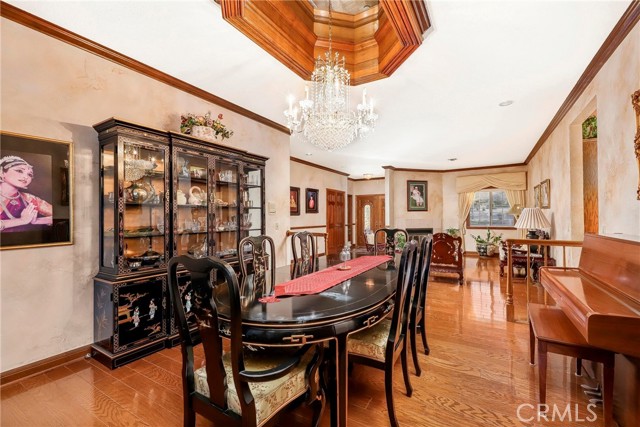 41504 Mission Drive, Palmdale CA: https://media.crmls.org/medias/717e1b1f-0858-47de-93ca-8230607ea889.jpg