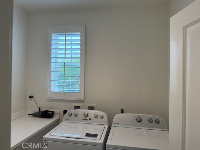 526 W Tribella Court, Santa Ana CA: https://media.crmls.org/medias/717eeabc-5072-45ce-889e-dc2cc5358902.jpg