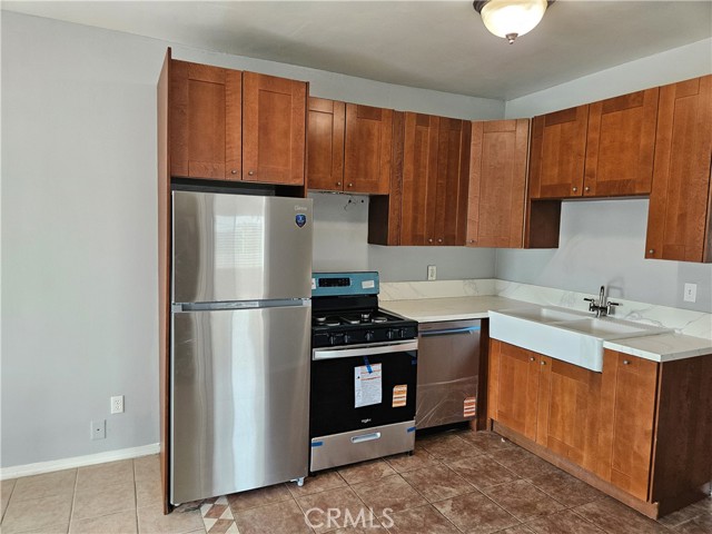 Detail Gallery Image 7 of 18 For 964 Cypress, Pasadena,  CA 91103 - 3 Beds | 2 Baths