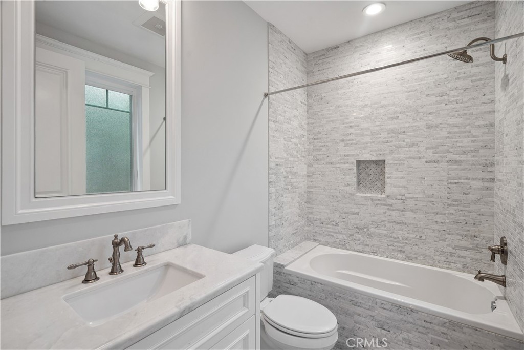 4455 Mammoth AvenueSherman Oaks img 29