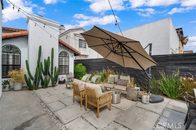 Detail Gallery Image 32 of 42 For 314 Ultimo Ave, Long Beach,  CA 90814 - 4 Beds | 3 Baths