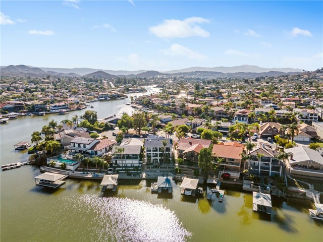30248 White Wake, Canyon Lake CA: https://media.crmls.org/medias/717fd9b8-d01d-43cd-82ac-40b41b5e51ff.jpg