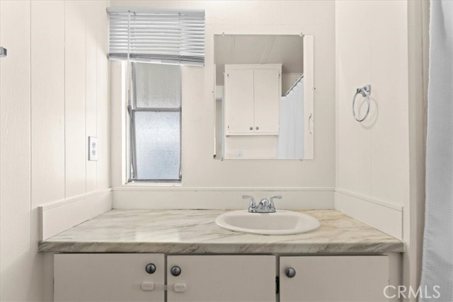 Detail Gallery Image 19 of 32 For 716 N Grand Ave #I-5,  Covina,  CA 91724 - 1 Beds | 1 Baths