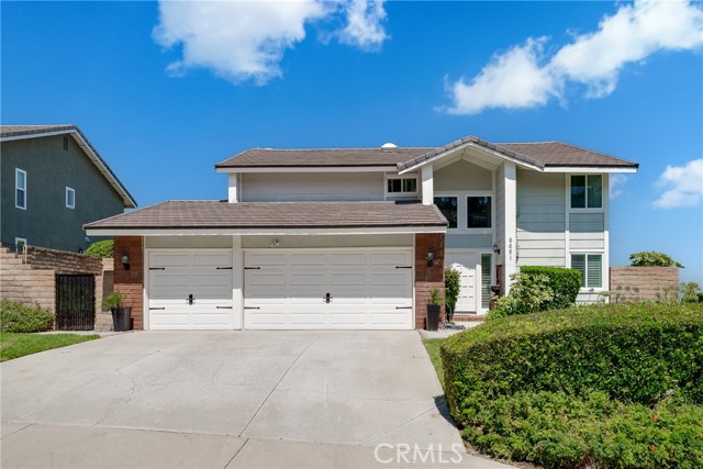 6691 E Smokewood Circle, Anaheim CA: https://media.crmls.org/medias/7180f3de-c5a4-43a1-8f35-db919c3d5707.jpg