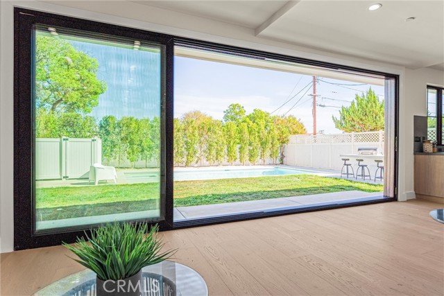 Detail Gallery Image 22 of 51 For 5258 Lemona Ave, Sherman Oaks,  CA 91411 - 4 Beds | 5 Baths