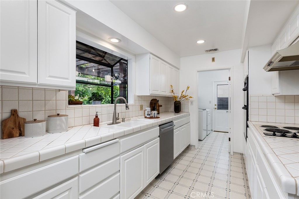 375 Berkshire Avenue La Canada Flintridge img 6