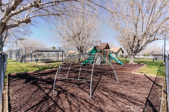 Detail Gallery Image 23 of 24 For 2330 E Avenue J8 #121,  Lancaster,  CA 93535 - 2 Beds | 2 Baths