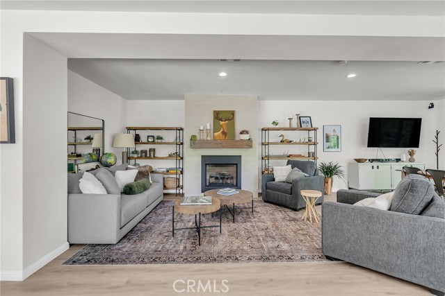27500 HWY 189, Lake Arrowhead CA: https://media.crmls.org/medias/71837ac3-5d90-4065-a29b-283c17295857.jpg