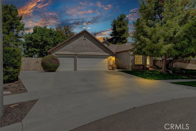 1774 Homestead Way, Lemoore CA: https://media.crmls.org/medias/7183eb5d-cc34-471a-bc8f-0838a0532f15.jpg