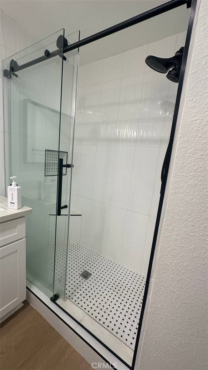 https://media.crmls.org/medias/7184638a-5983-4056-8daa-367e8bf268e2.jpg?preset=X-Large