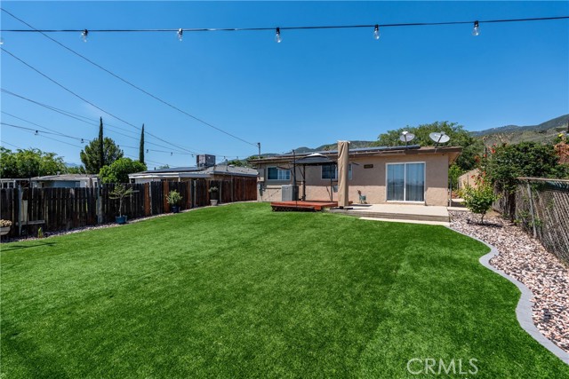 279 E 48th Street, San Bernardino CA: https://media.crmls.org/medias/7184f39d-d94d-44d9-b567-c8c4a545134e.jpg