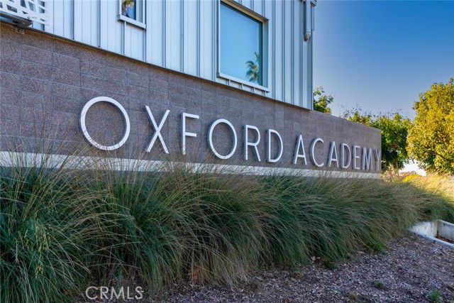 Oxford Academy (a 9 rating) with testing and entrance requirements, nearby.