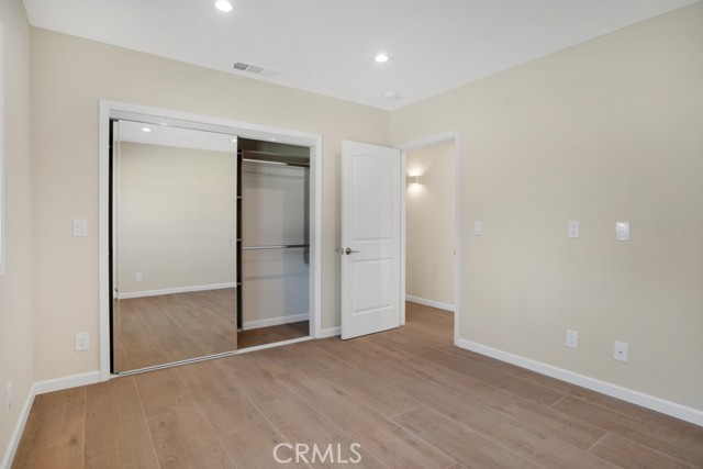 Detail Gallery Image 14 of 23 For 7633 Fallbrook Ave, West Hills,  CA 91304 - 3 Beds | 2 Baths