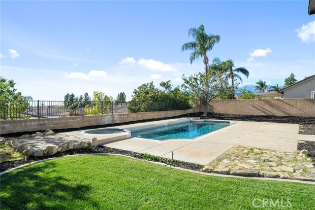 Detail Gallery Image 33 of 35 For 3017 W Meyers, San Bernardino,  CA 92407 - 6 Beds | 3 Baths