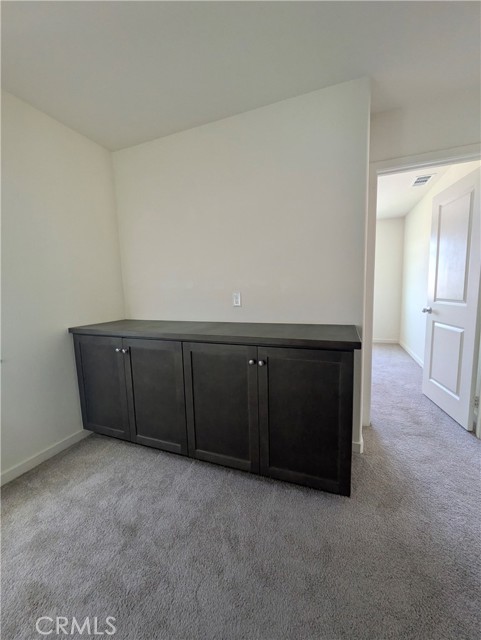 Detail Gallery Image 9 of 24 For 12886 Greenstone Way, Moreno Valley,  CA 92555 - 4 Beds | 2/1 Baths