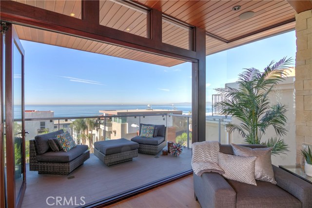 3608 Manhattan Avenue, Manhattan Beach, California 90266, 4 Bedrooms Bedrooms, ,3 BathroomsBathrooms,Residential,Sold,Manhattan,SB17021605