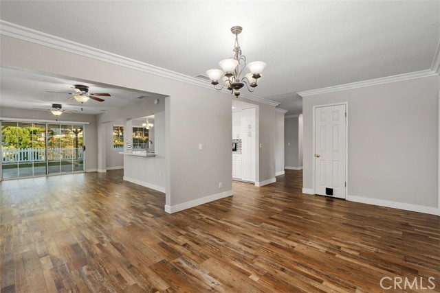 Detail Gallery Image 5 of 45 For 30698 Long Point, Canyon Lake,  CA 92587 - 3 Beds | 2 Baths