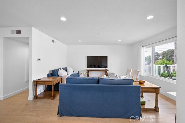 602 Marguerite Avenue, Corona Del Mar (newport Beach), California 92625, 3 Bedrooms Bedrooms, ,2 BathroomsBathrooms,Residential Lease,For Rent,602 Marguerite Avenue,CRNP25050720