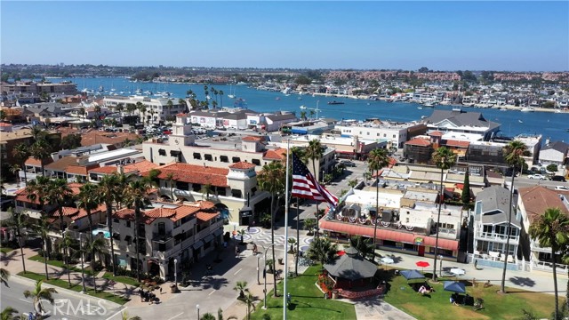 Detail Gallery Image 23 of 26 For 310 Fernando St #307,  Newport Beach,  CA 92661 - 2 Beds | 2 Baths