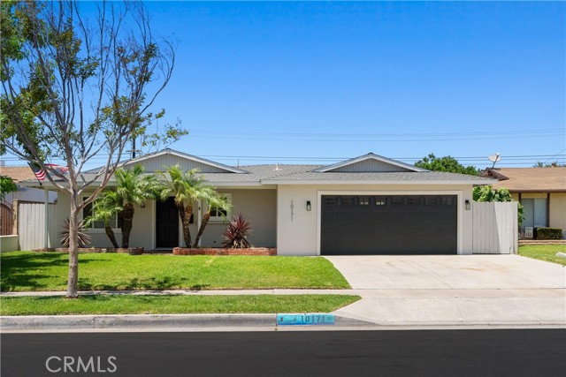 10171 Kukui Drive, Huntington Beach CA: https://media.crmls.org/medias/7187a3d0-dd0e-4774-a249-bbaeb93bc6c2.jpg