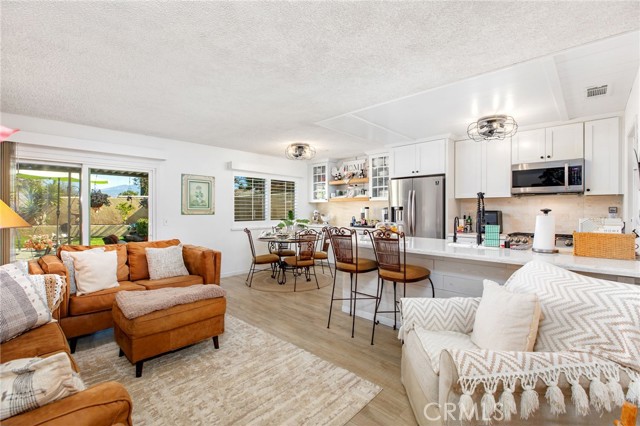 Detail Gallery Image 6 of 39 For 2372 Antigua Ct, Hemet,  CA 92545 - 2 Beds | 1 Baths