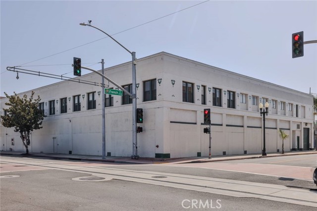 400 E 4th Street, Santa Ana, California 92701, ,Commercial Sale,For Sale,400 E 4th Street,CRCV24202459