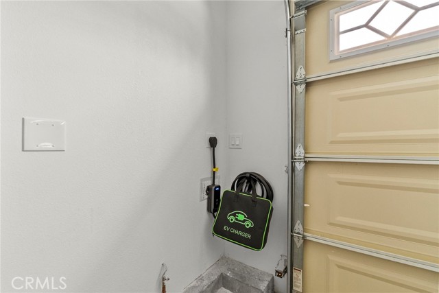 119 E 9th Street, San Bernardino CA: https://media.crmls.org/medias/7188902e-6b22-468a-95a6-a872403b7c82.jpg