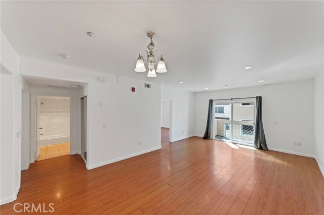 Front Image Thumbnail for CRWS25241566