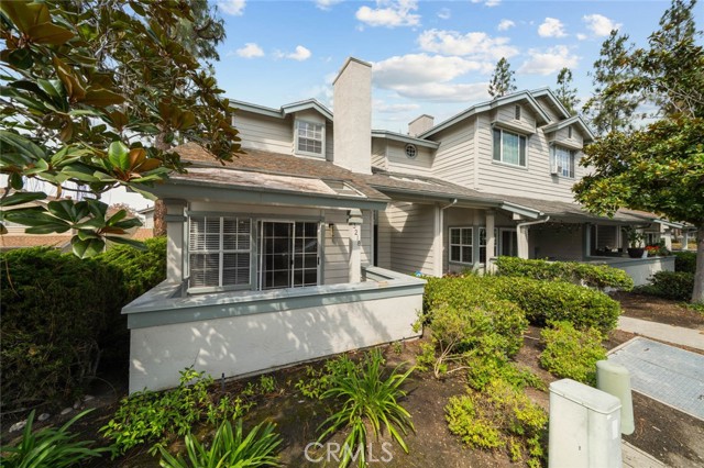 Detail Gallery Image 3 of 27 For 3218 Old Bridgeport Way, San Diego,  CA 92111 - 2 Beds | 2/1 Baths