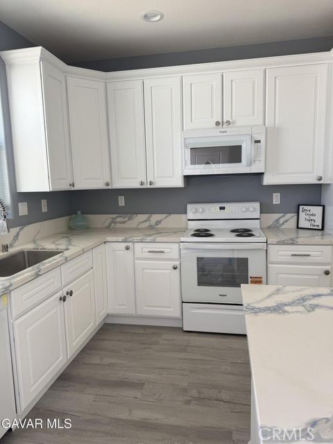 20925 79th Street, California City CA: https://media.crmls.org/medias/7189c0bc-f613-47d4-9619-3cd885f012c3.jpg