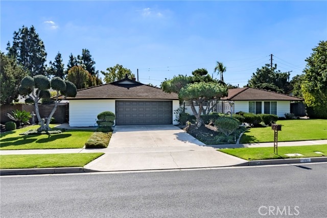 Detail Gallery Image 1 of 1 For 1032 Charwood Ln, North Tustin,  CA 92705 - 4 Beds | 2/1 Baths