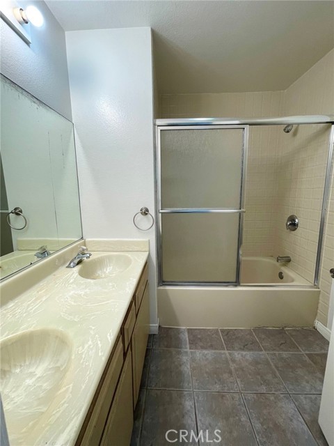 Detail Gallery Image 34 of 40 For 14506 S Berendo Ave #C,  Gardena,  CA 90247 - 3 Beds | 2/1 Baths