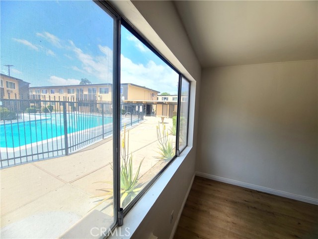 Detail Gallery Image 4 of 14 For 3030 Vineland Ave #3,  Baldwin Park,  CA 91706 - 2 Beds | 1 Baths